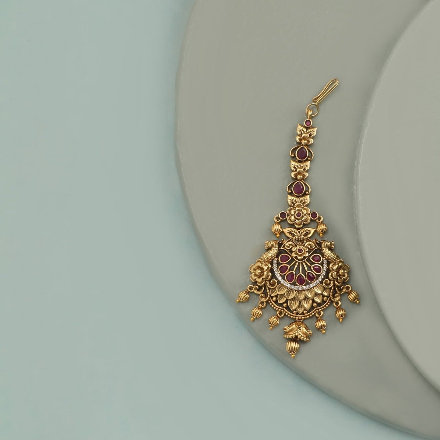 Naishi Antique Maang Tika