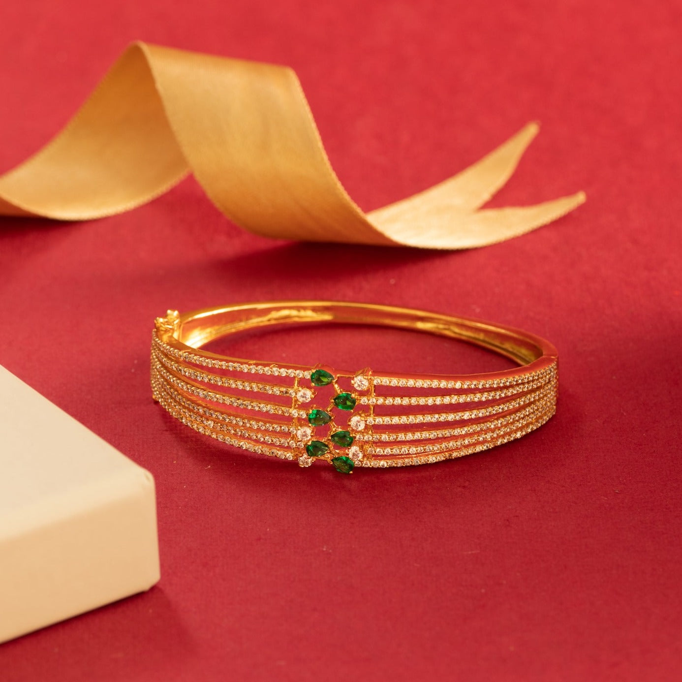 Zaizey Delicate CZ Bracelet