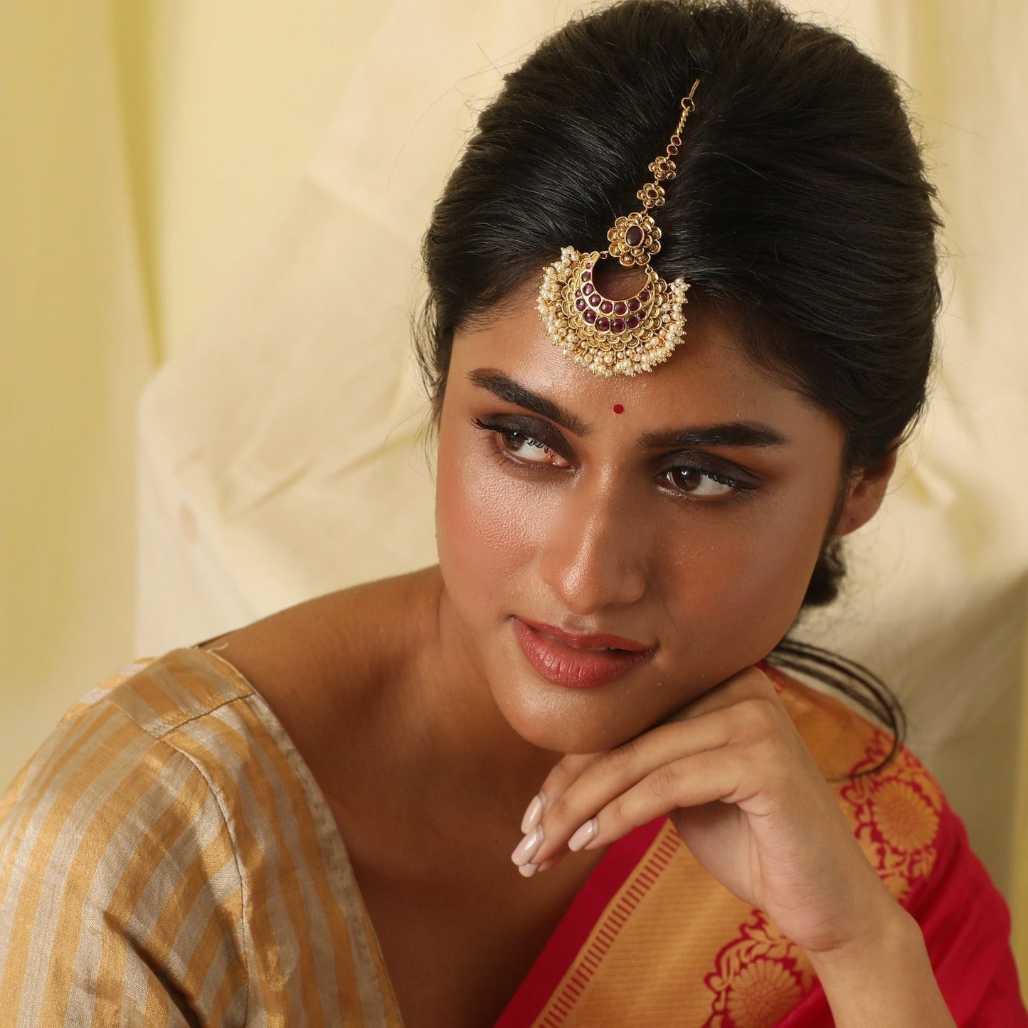 Floryn Guttapusalu Antique Maang Tika