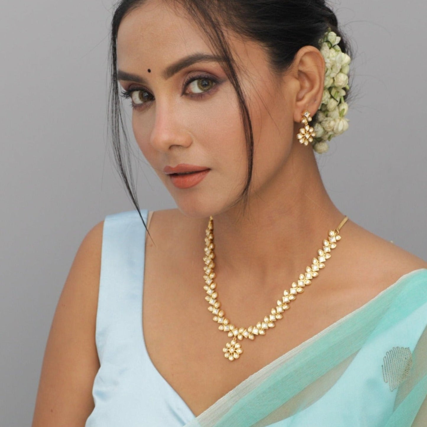 Khevana Kundan Necklace Set