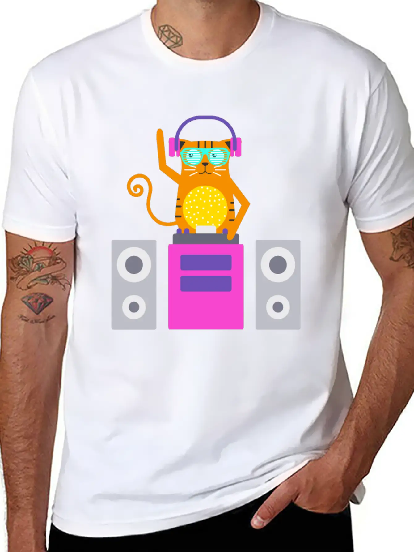 DJ Cat Basic Graphic T-Shirt ¨C Daily Comfort In Soft Cotton