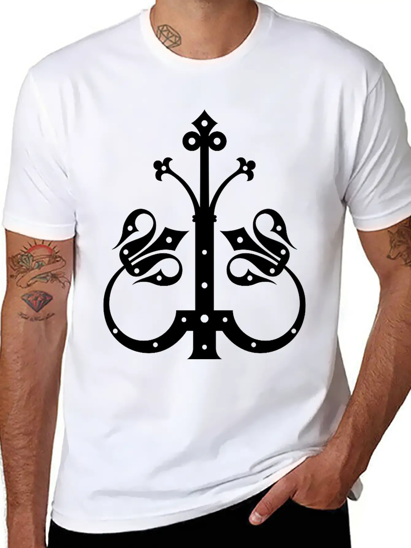 Fleur De Lis Basic Graphic T-Shirt ¨C Daily Comfort In Soft Cotton