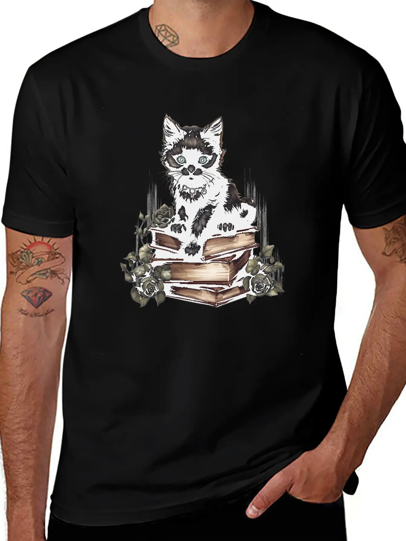 Gothic Black Cat Basic Graphic T-Shirt ¨C Daily Comfort In Soft Cotton